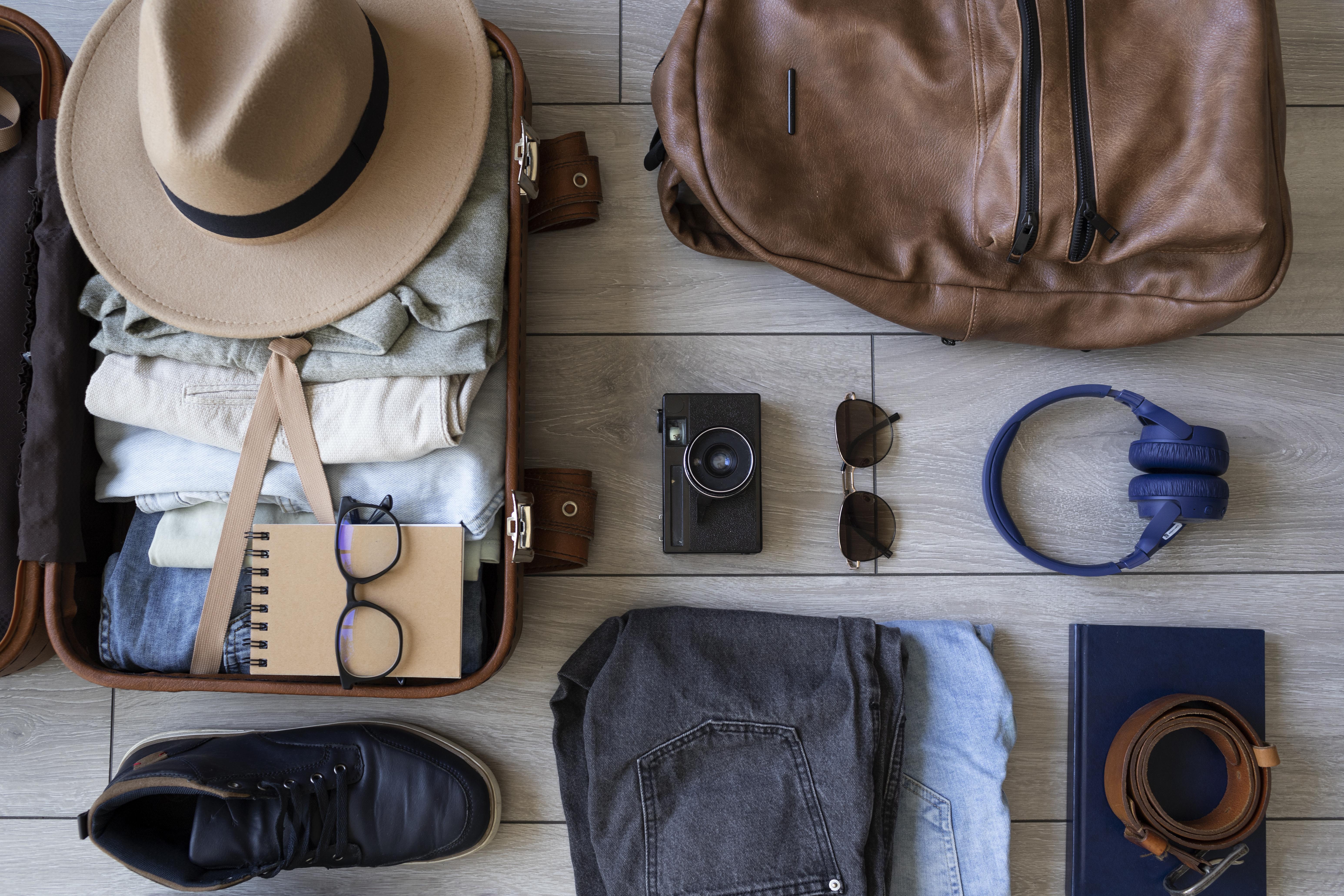 men's capsule wardrobe for travel